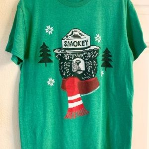 Smokey Bear Christmas tee